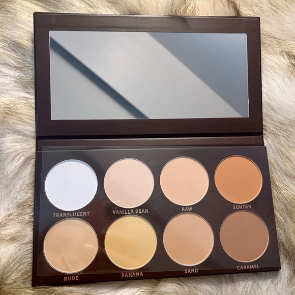 ✨NEW KAB‎ COSMETICS CONTOUR PALETTE VOLUME I✨ - Picture 1 of 5
